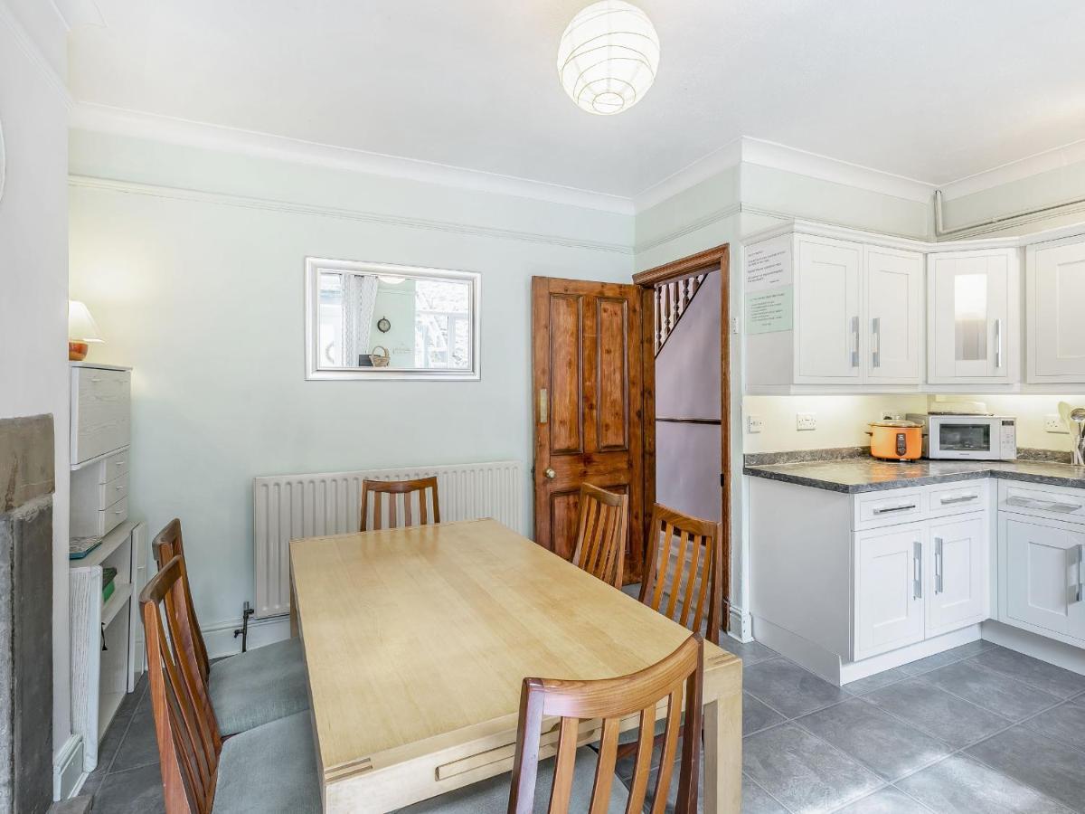 Villa Rosskeen à Tideswell Extérieur photo